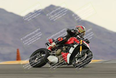 media/Jan-14-2023-SoCal Trackdays (Sat) [[497694156f]]/Turn 9 Set 2 (1130am)/